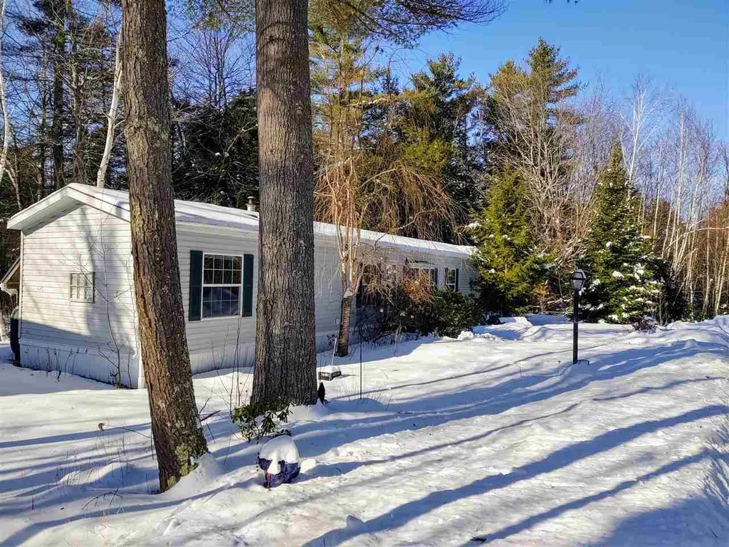 89 Spruce Drive Tuftonboro NH 03816
