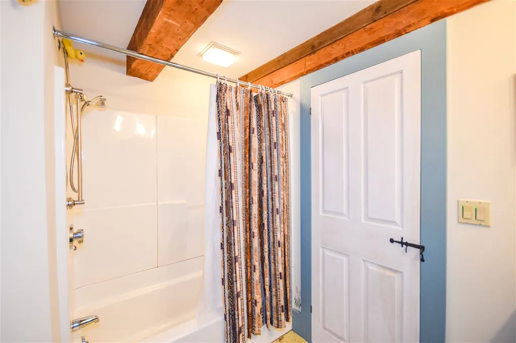 90 Ridge Road New Durham NH 03855