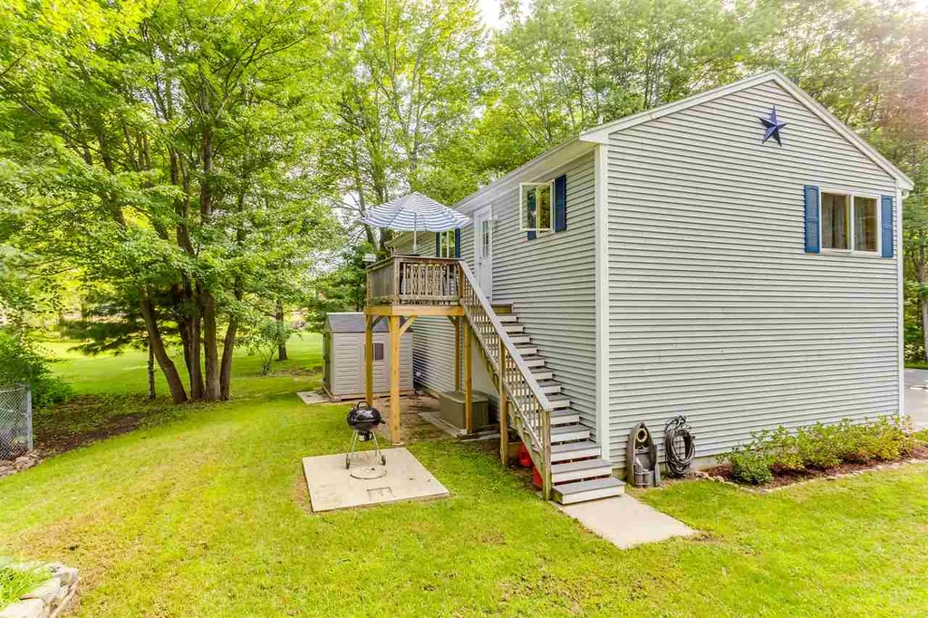 121 Depot Road Wells ME 04090