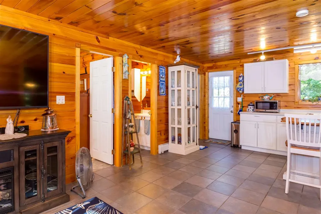 121 Depot Road Wells ME 04090