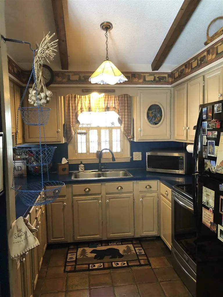 7 Woodchuck Lane Somersworth NH 03878