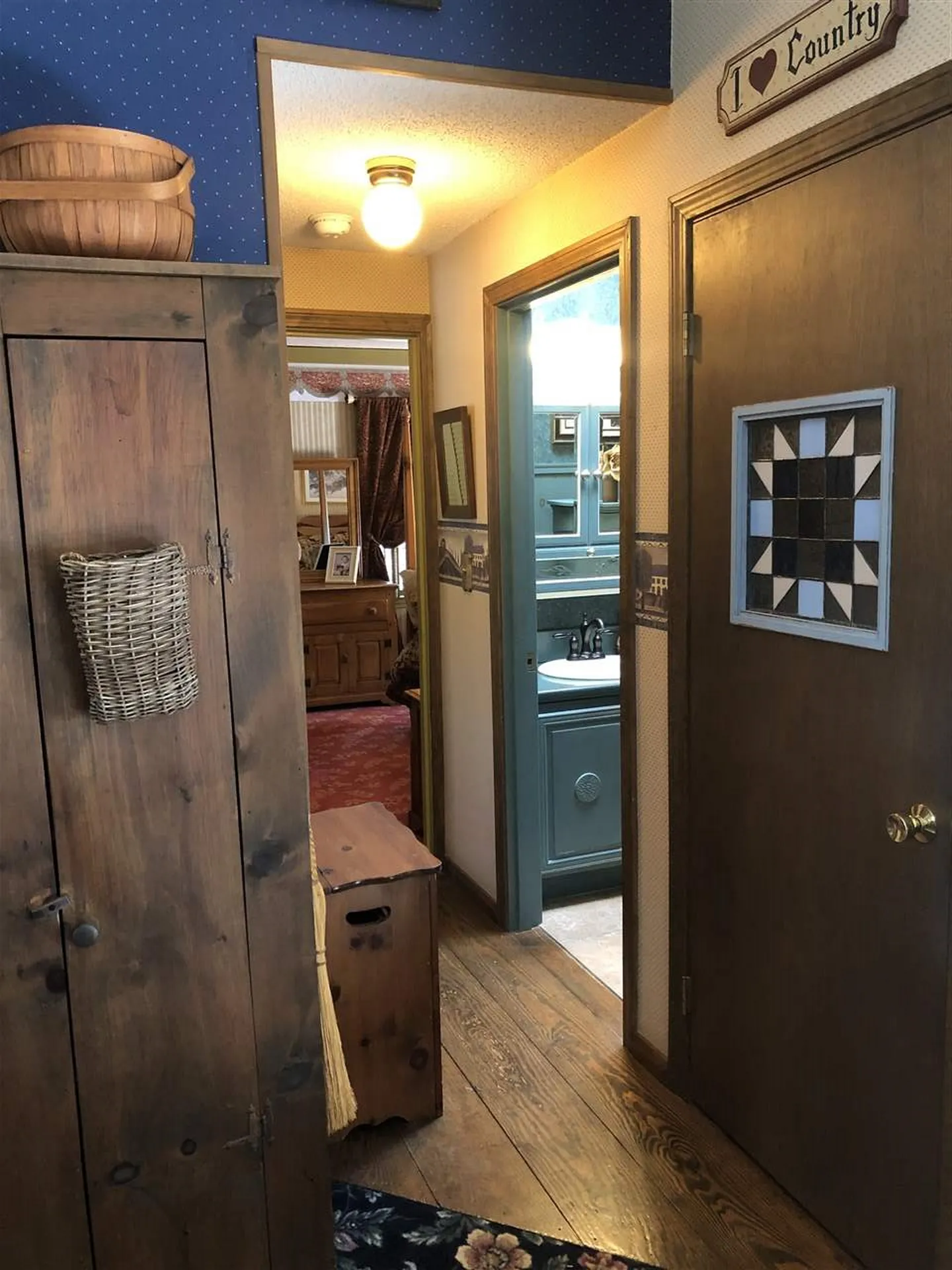 7 Woodchuck Lane Somersworth NH 03878