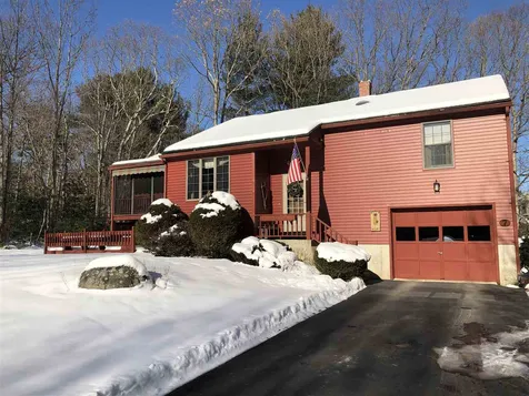 7 Woodchuck Lane Somersworth NH 03878