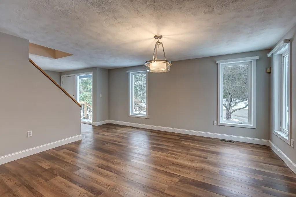 26 Black Oak Drive Hollis NH 03049