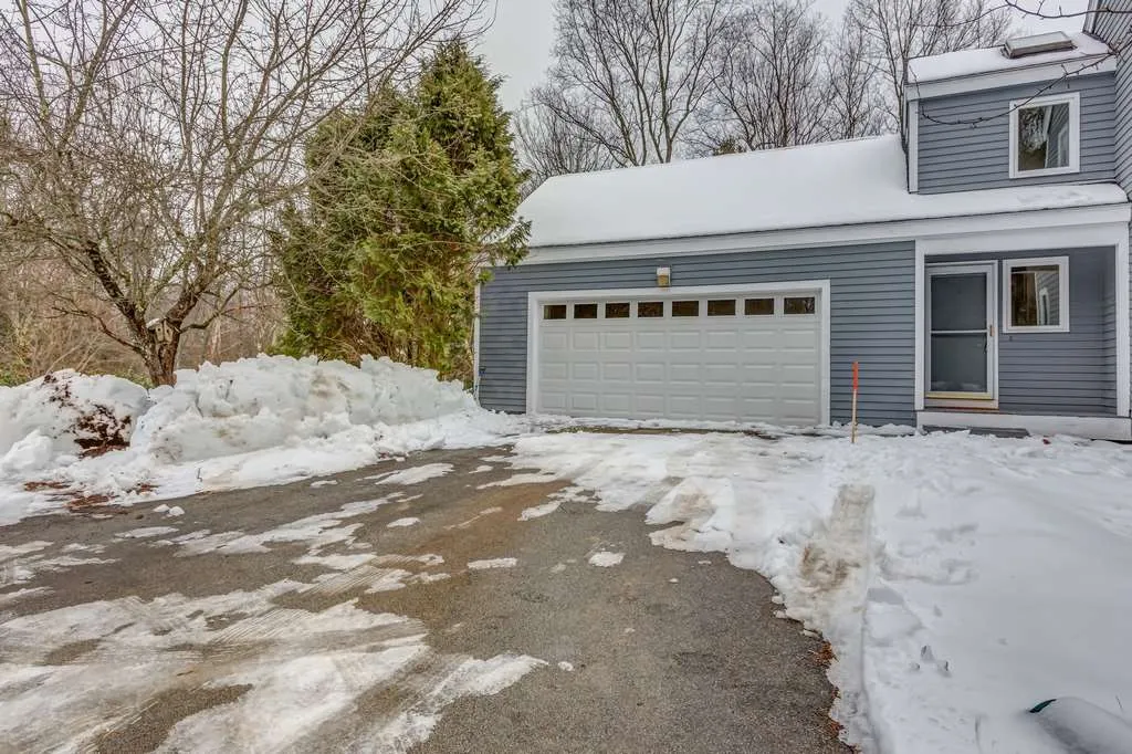 26 Black Oak Drive Hollis NH 03049
