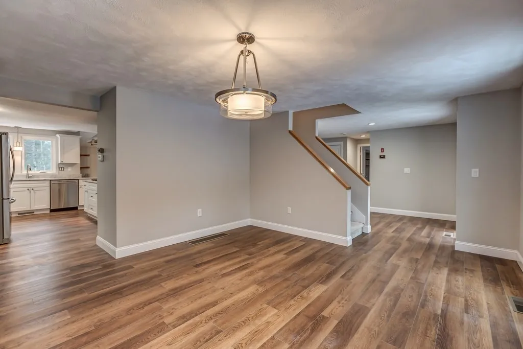 26 Black Oak Drive Hollis NH 03049