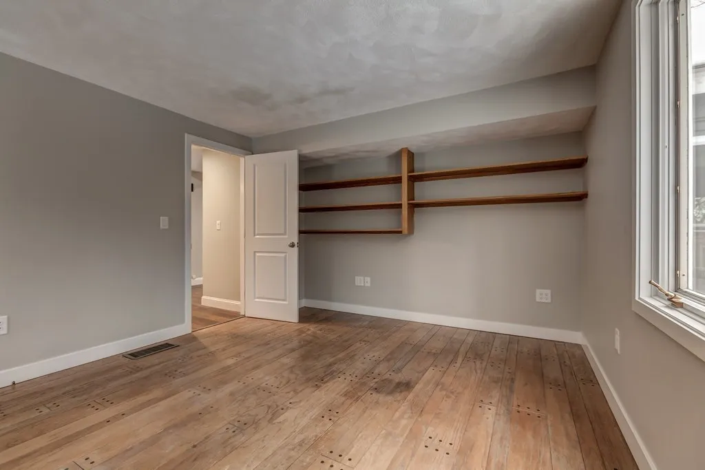 26 Black Oak Drive Hollis NH 03049
