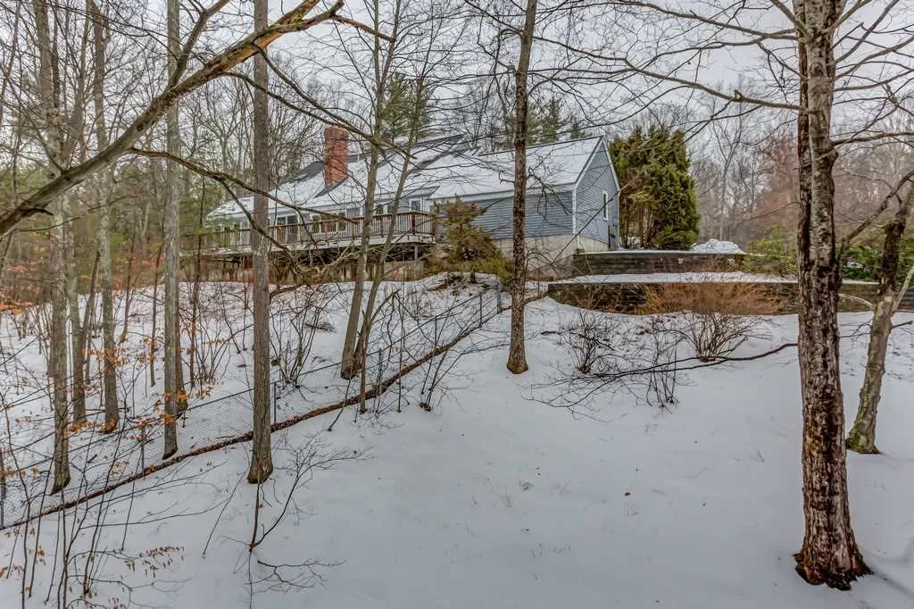 26 Black Oak Drive Hollis NH 03049