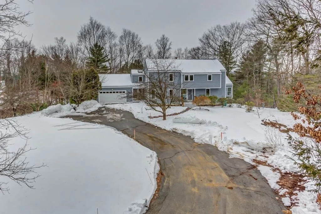 26 Black Oak Drive Hollis NH 03049