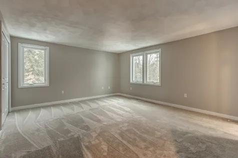 26 Black Oak Drive Hollis NH 03049