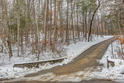 26 Black Oak Drive Hollis NH 03049