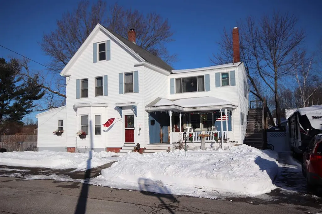 14 Lee Street Somersworth NH 03878