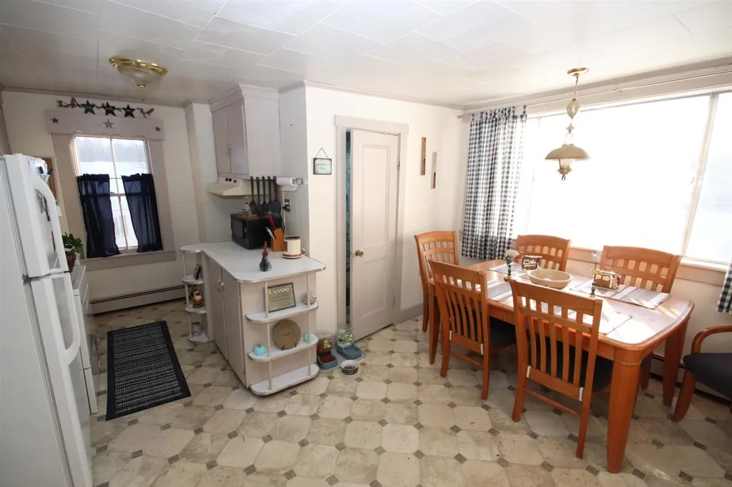 14 Lee Street Somersworth NH 03878