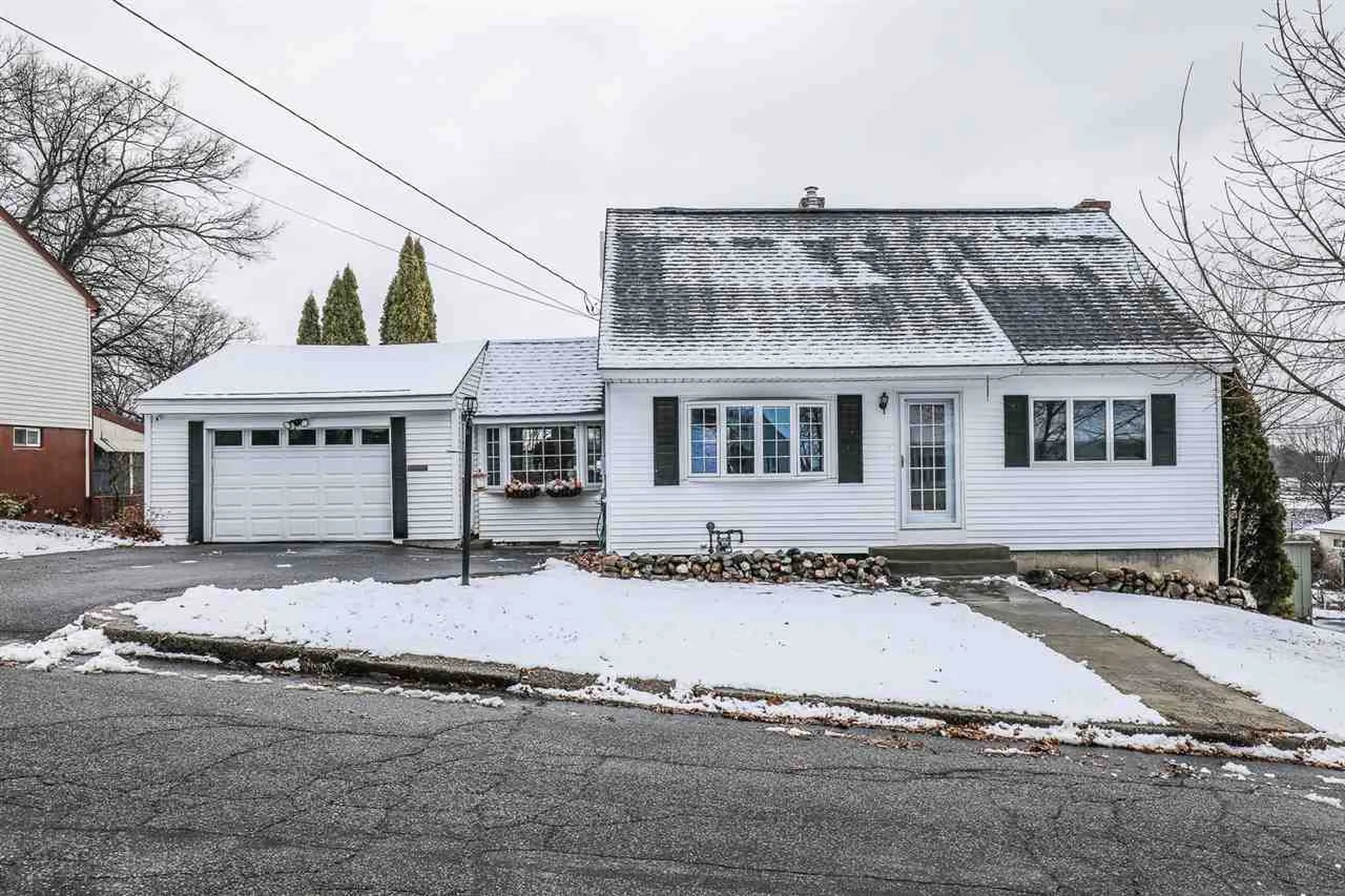 67 Edouard Street Manchester NH 03103