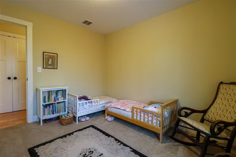 20 Honeycomb Way Newmarket NH 03857