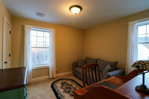 20 Honeycomb Way Newmarket NH 03857