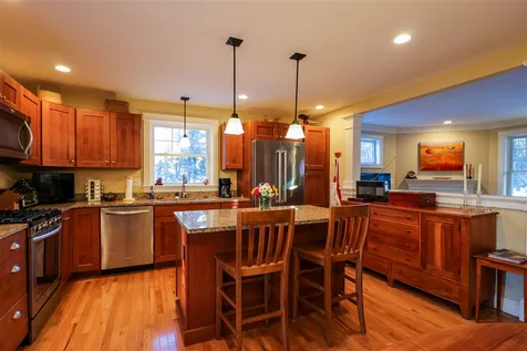 20 Honeycomb Way Newmarket NH 03857
