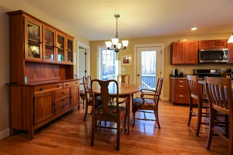 20 Honeycomb Way Newmarket NH 03857