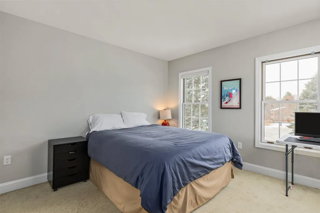 14 Bristol Lane Dover NH 03820
