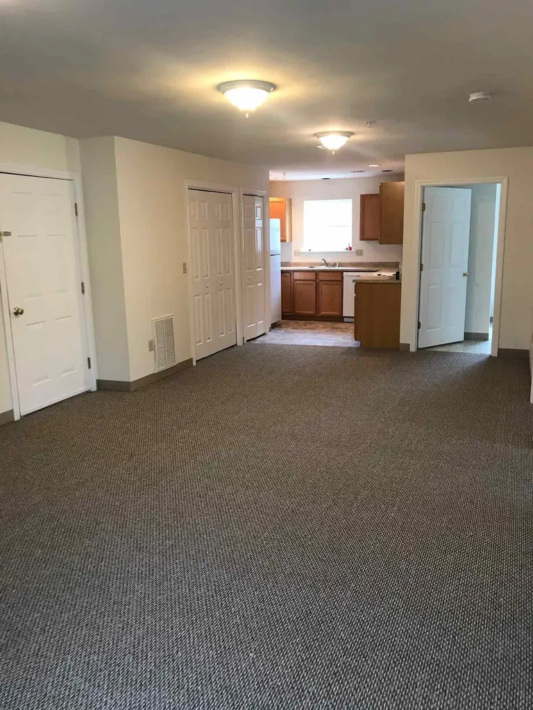 4 Tampa Drive Rochester NH 03867
