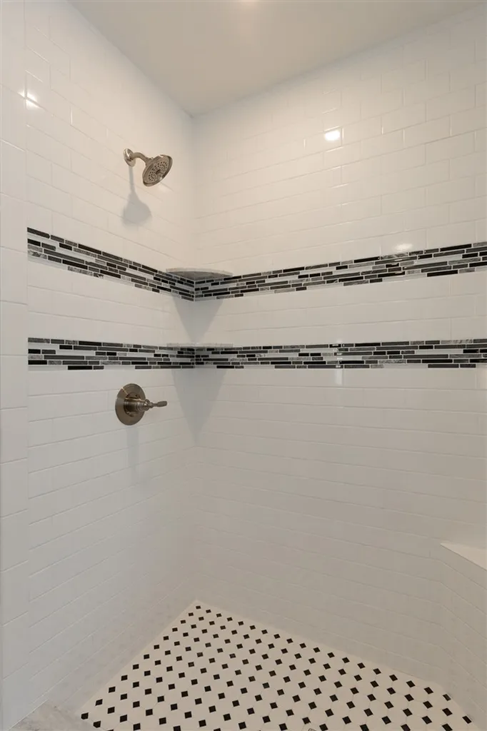13 Boulder Drive Newmarket NH 03857