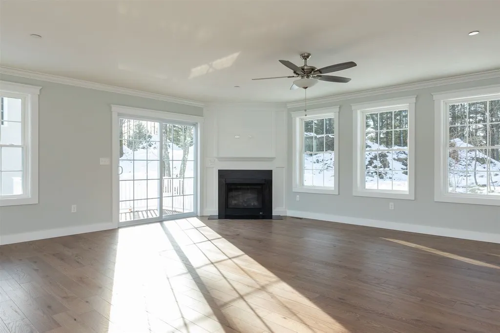 13 Boulder Drive Newmarket NH 03857