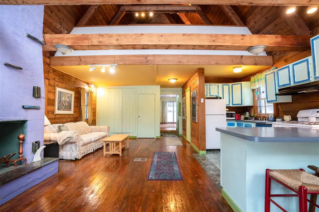 55 Watts Lane Stowe VT 05672