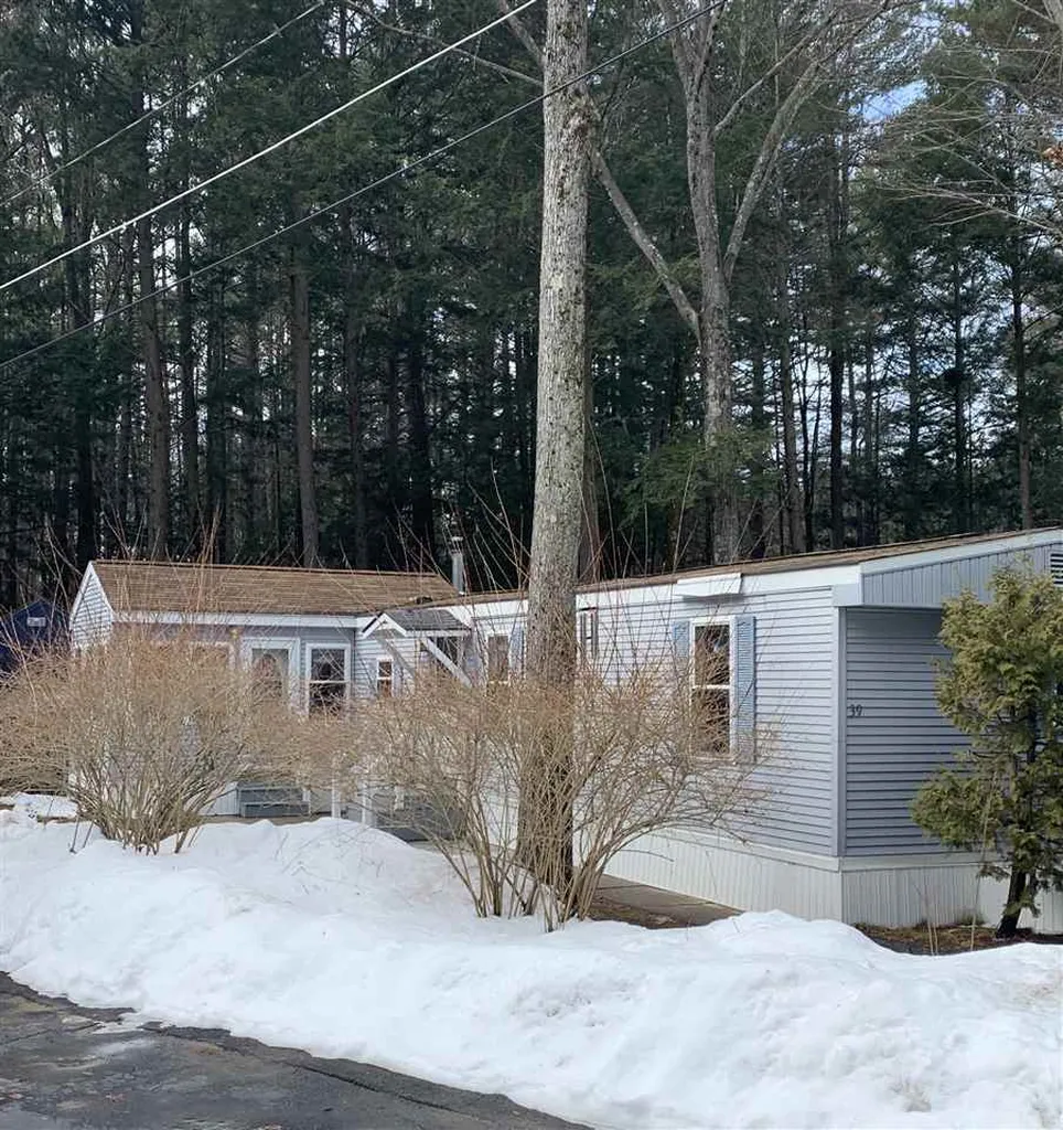 39 Oriole Avenue Keene NH 03431