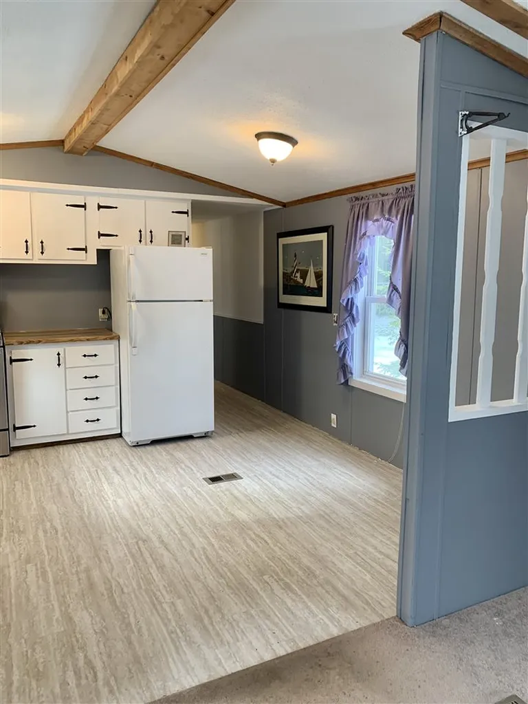 39 Oriole Avenue Keene NH 03431