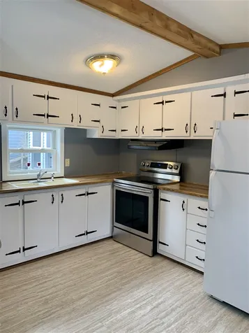 39 Oriole Avenue Keene NH 03431