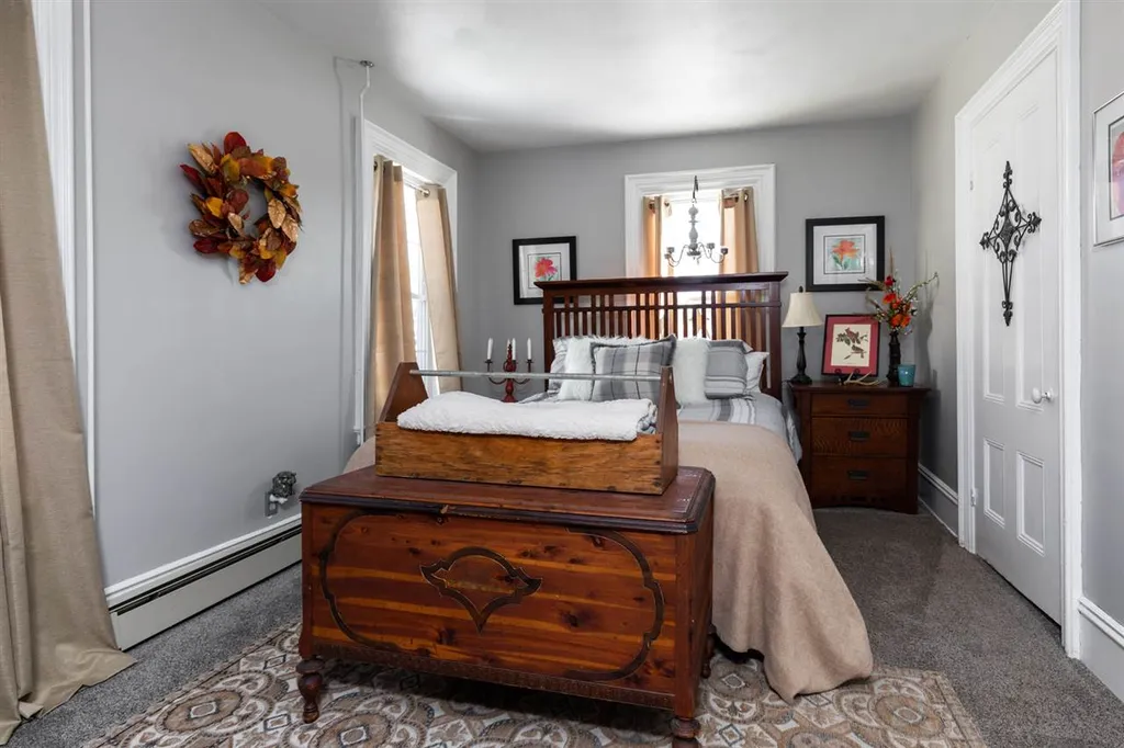 10 Ash Street Dover NH 03820