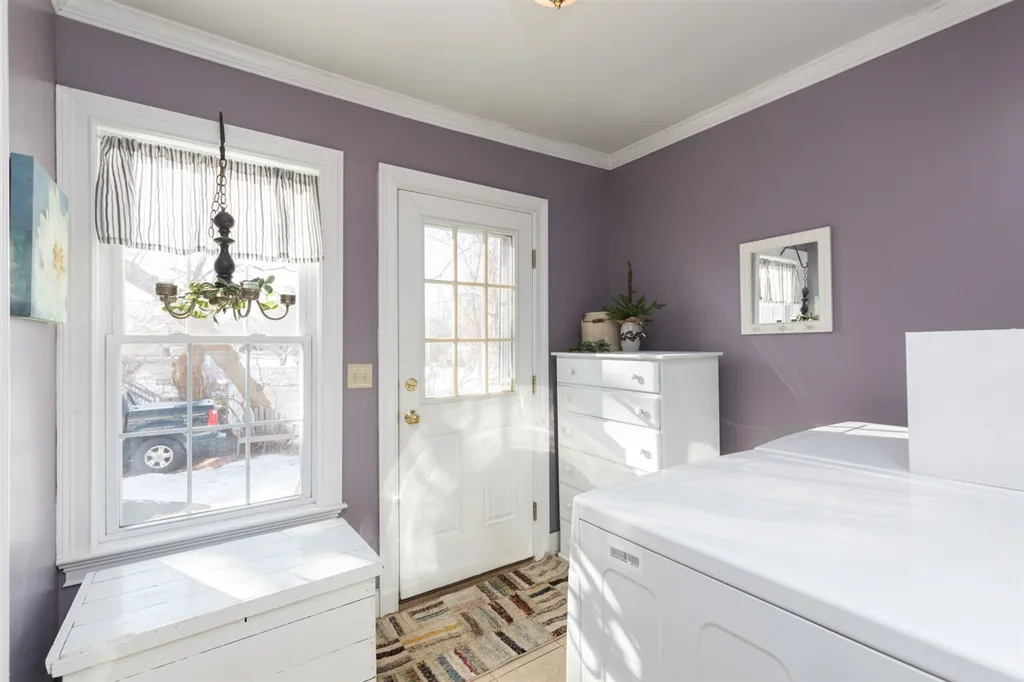 10 Ash Street Dover NH 03820