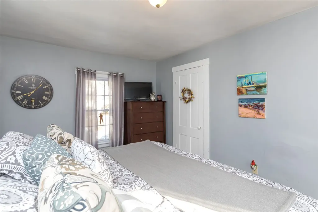 10 Ash Street Dover NH 03820