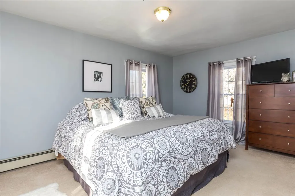 10 Ash Street Dover NH 03820