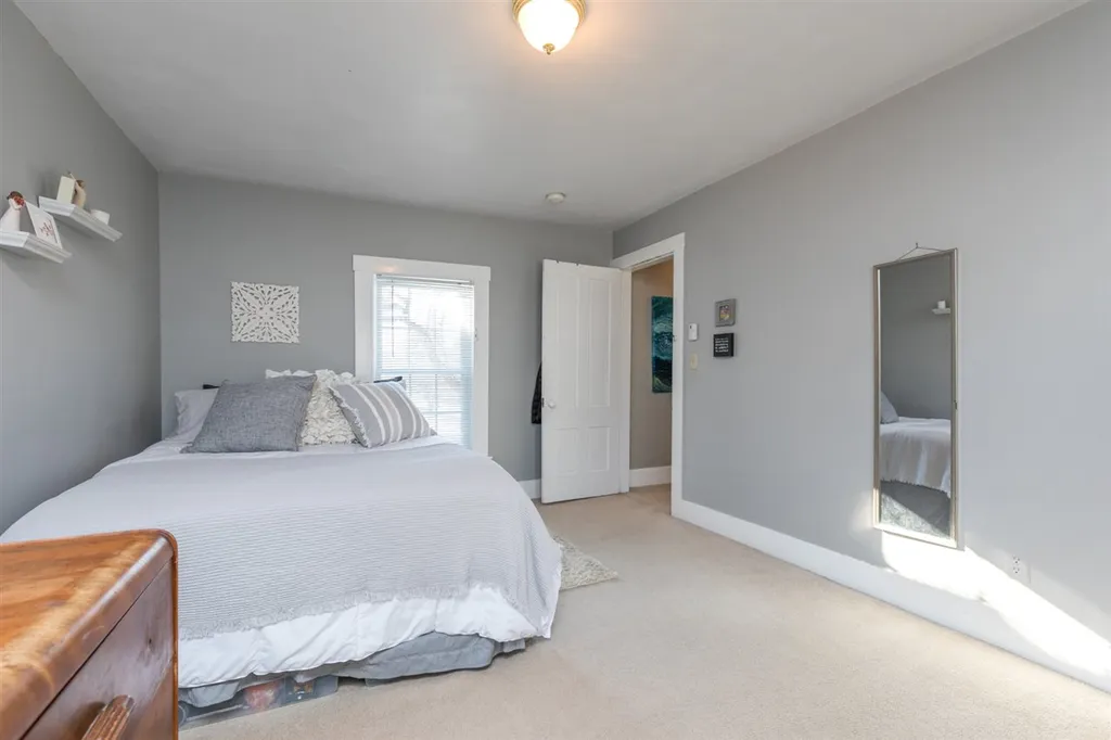 10 Ash Street Dover NH 03820