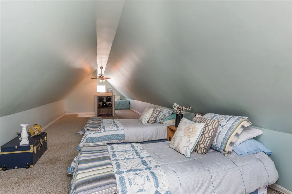 10 Ash Street Dover NH 03820