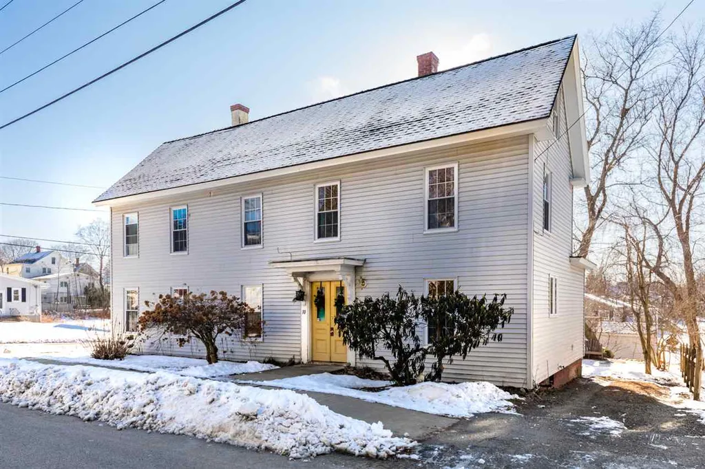10 Ash Street Dover NH 03820