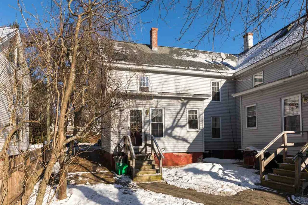 10 Ash Street Dover NH 03820
