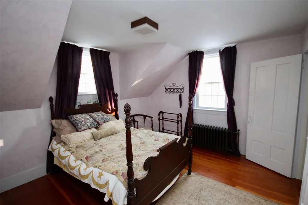 1672 Hunt Road Windsor VT 05089