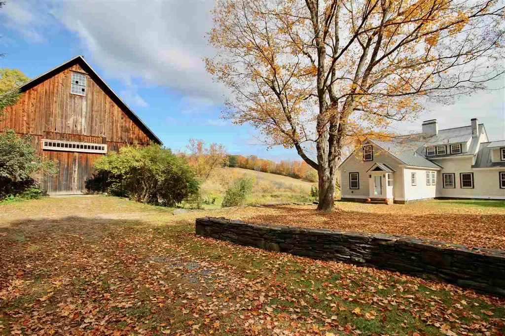1672 Hunt Road Windsor VT 05089