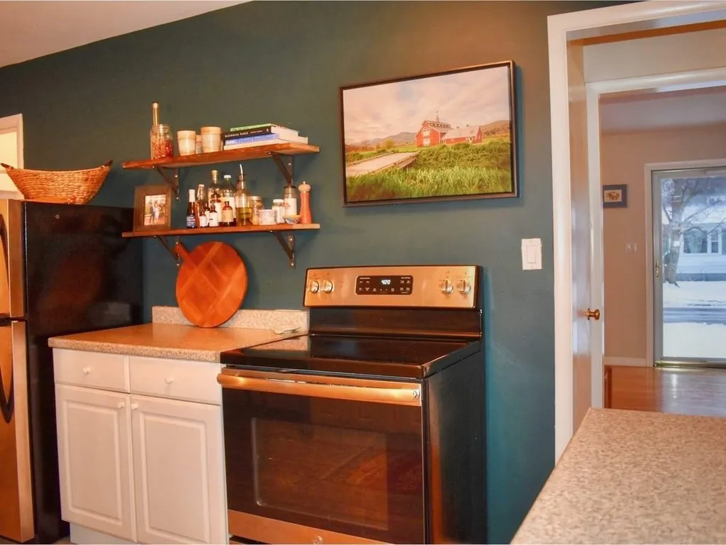 132 Loaldo Drive Burlington VT 05408