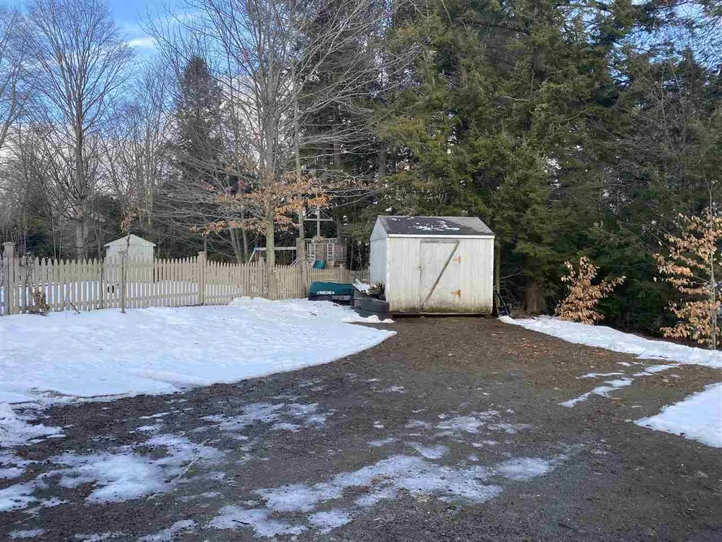 5 Wildwood Avenue Claremont NH 03743