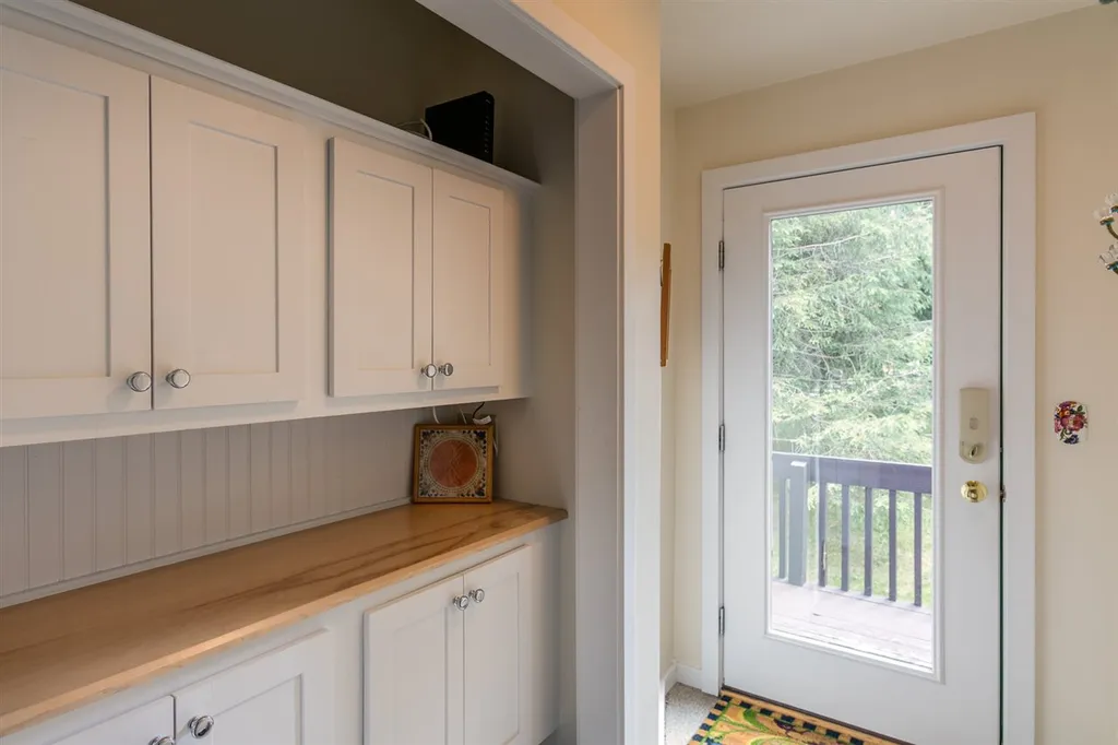 14 Middle Ridge Road Winhall VT 05340