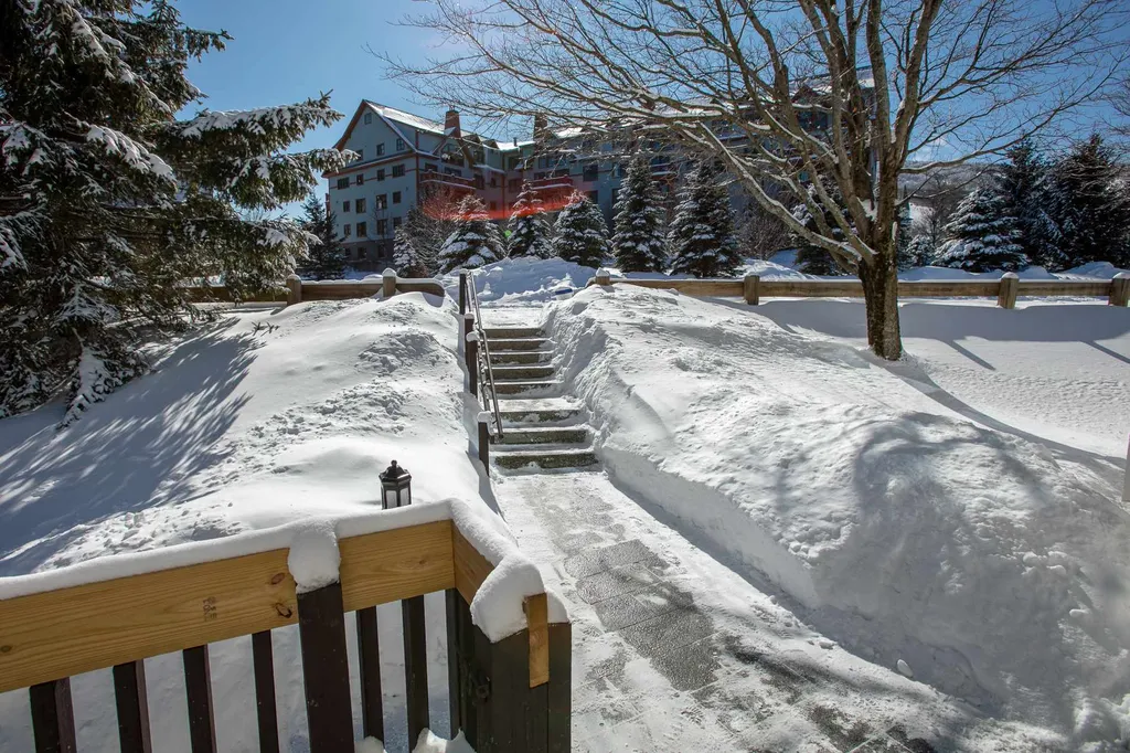 14 Middle Ridge Road Winhall VT 05340