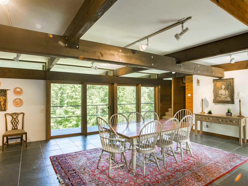 1927 West Hill Road Warren VT 05674