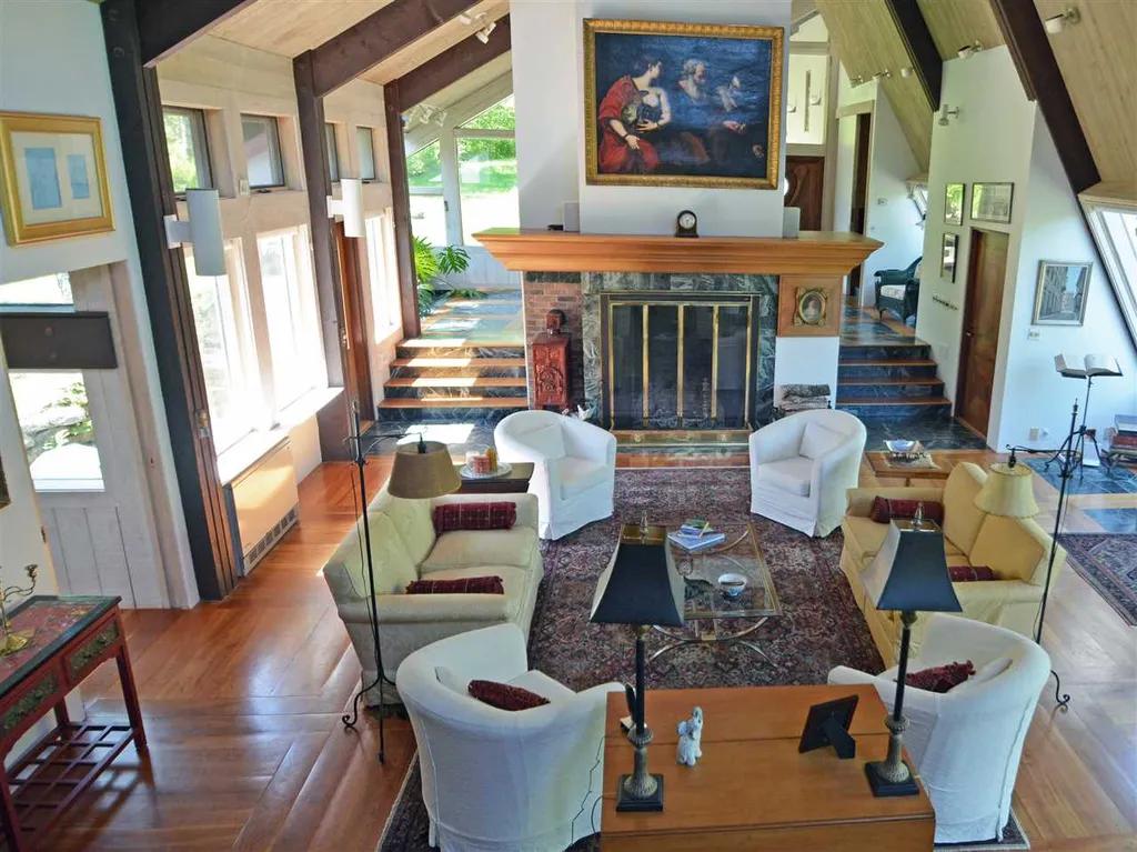 1927 West Hill Road Warren VT 05674