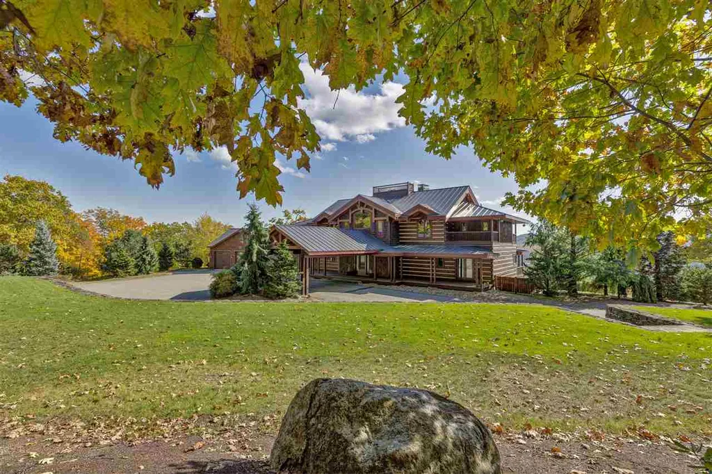 11 Old West Hopkinton Road Henniker NH 03242