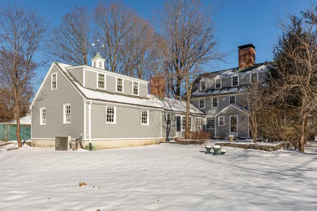 27 Pine Street Exeter NH 03833