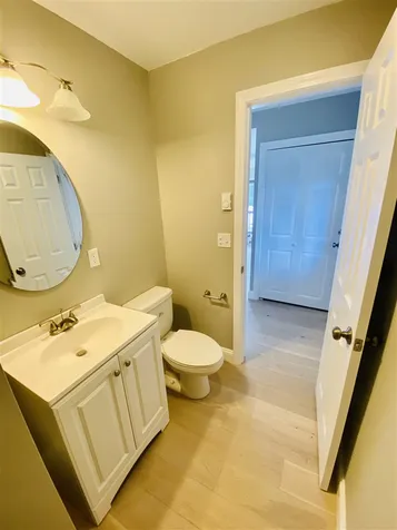 111 Coburn Avenue Nashua NH 03063