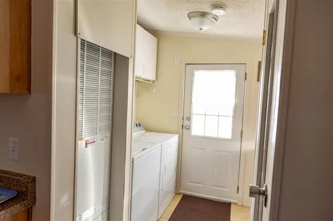4 Witham Lane Raymond NH 03077